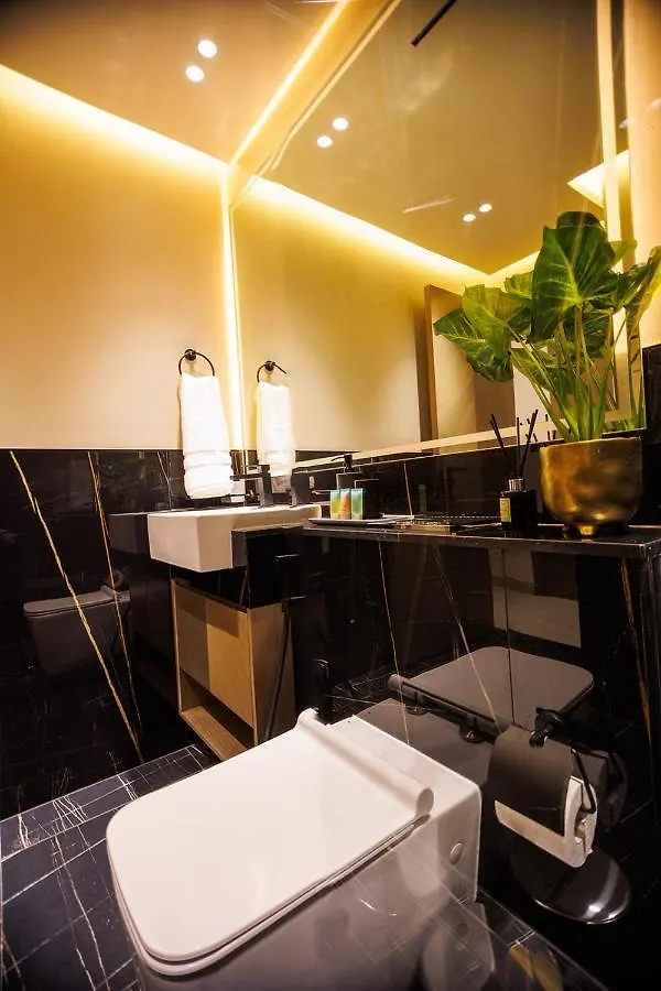 Luxury Binghatti Canal View Apt In Business Bay 두바이 아랍에미리트