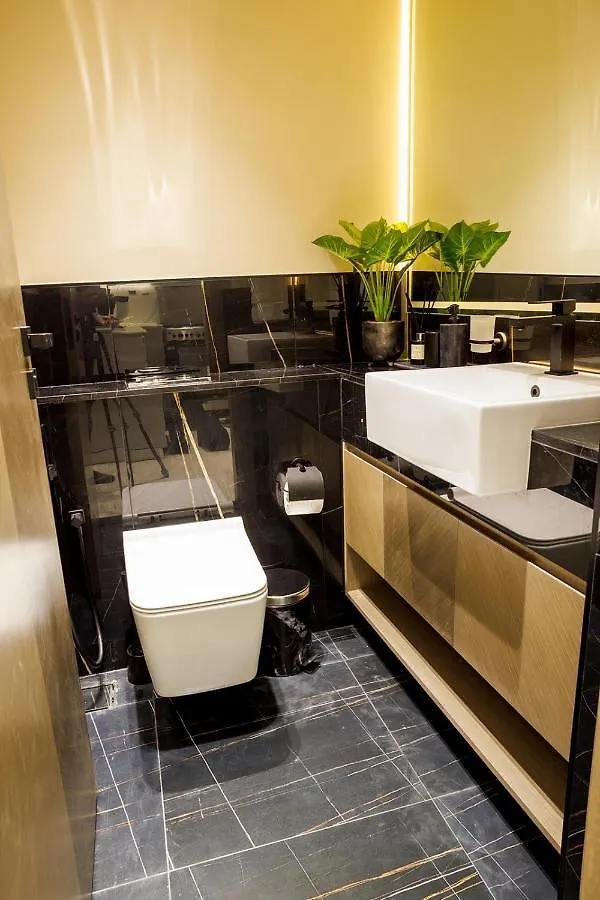 아파트 Luxury Binghatti Canal View Apt In Business Bay 두바이 아랍에미리트